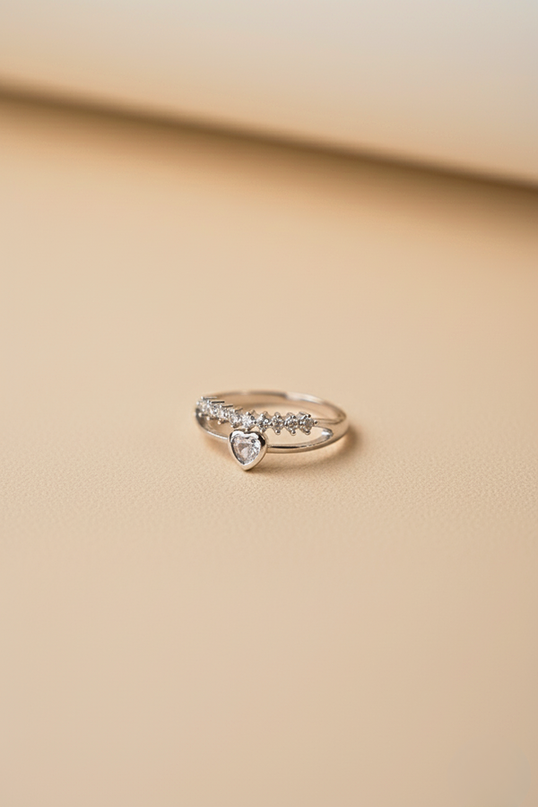 Lustre Heart Ring