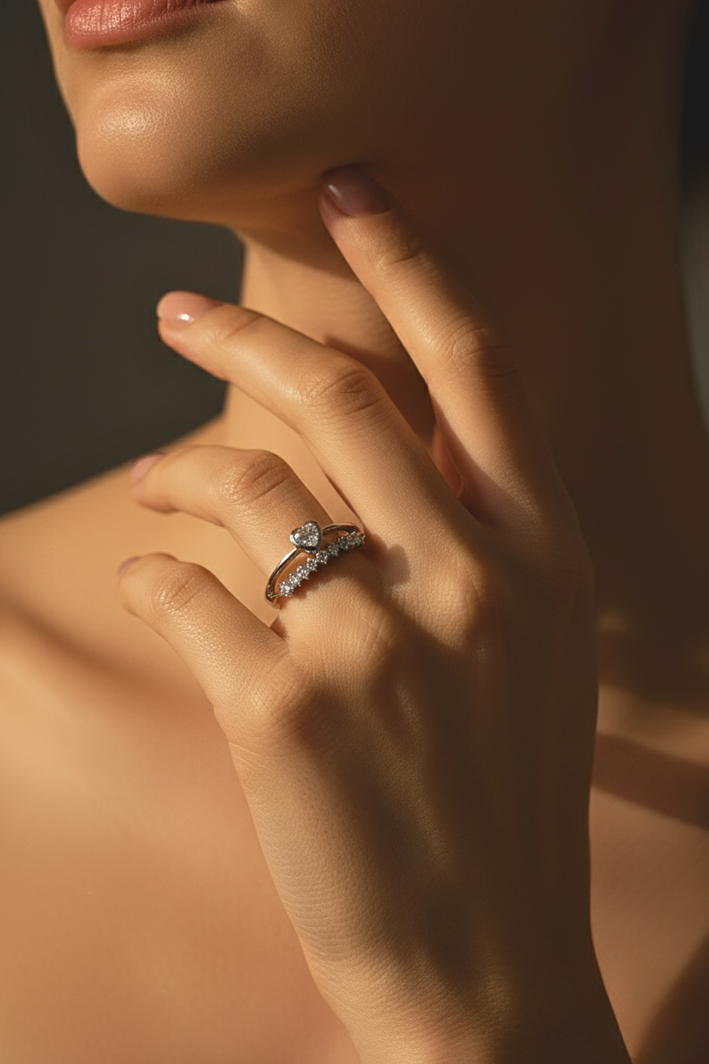 Lustre Heart Ring